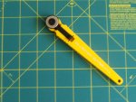 Rotary Cutter 18mm With Rotary Cutting Mat